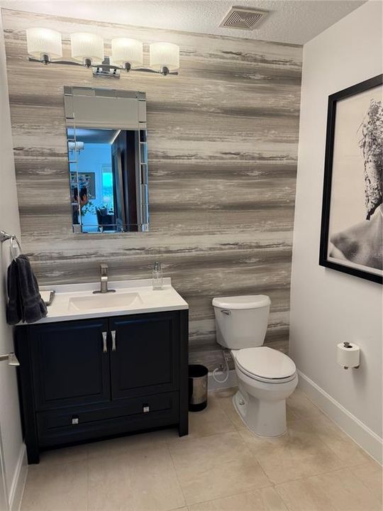 Activo con contrato: $4,000 (2 camas, 2 baños, 2120 Pies cuadrados)