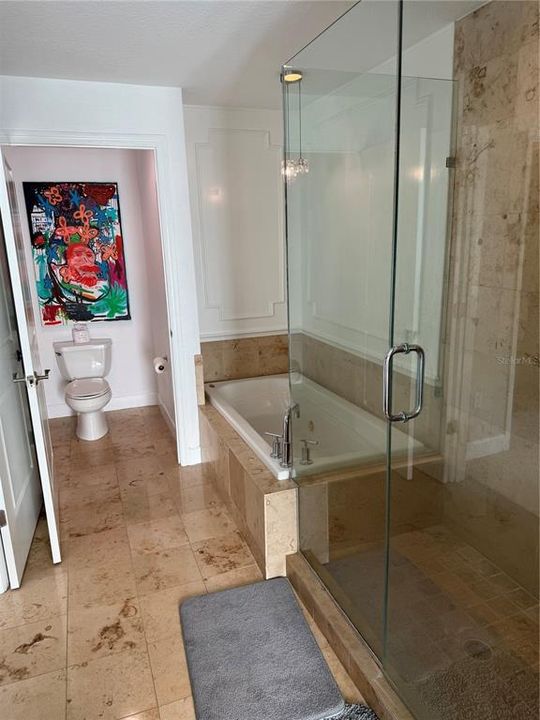 Activo con contrato: $4,000 (2 camas, 2 baños, 2120 Pies cuadrados)