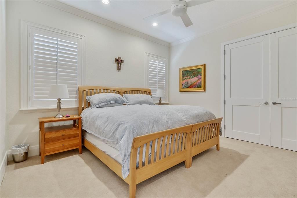 For Sale: $4,700,000 (6 beds, 6 baths, 6790 Square Feet)