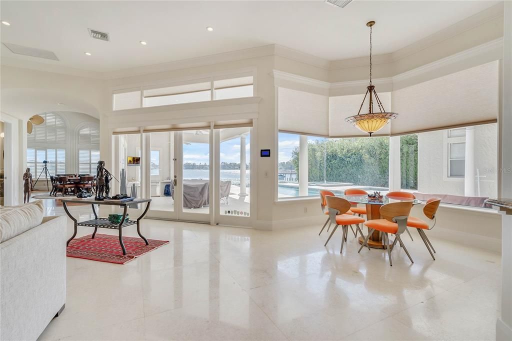 For Sale: $4,700,000 (6 beds, 6 baths, 6790 Square Feet)