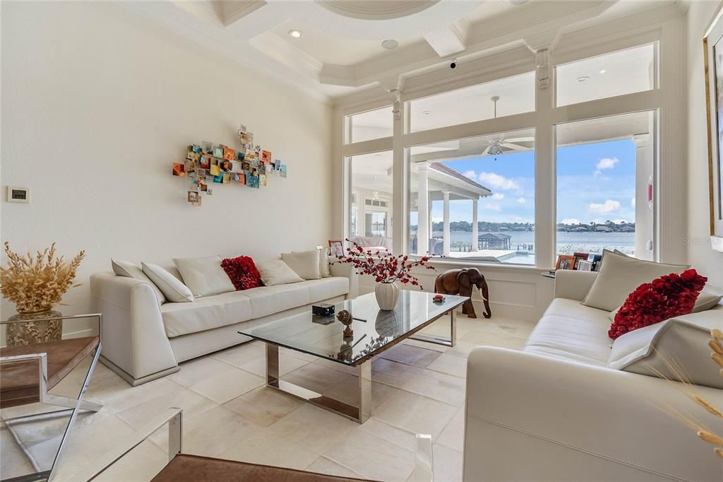 For Sale: $4,700,000 (6 beds, 6 baths, 6790 Square Feet)