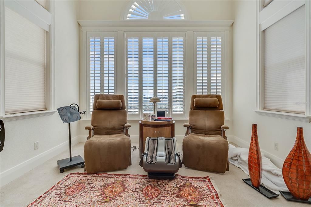 For Sale: $4,700,000 (6 beds, 6 baths, 6790 Square Feet)