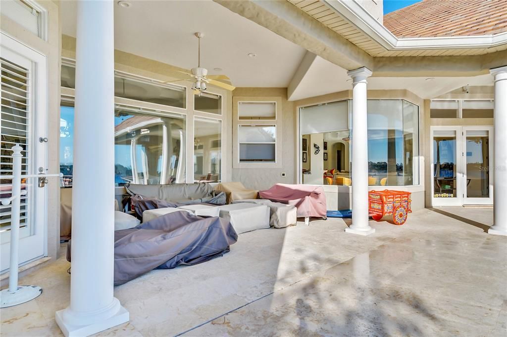 For Sale: $4,700,000 (6 beds, 6 baths, 6790 Square Feet)