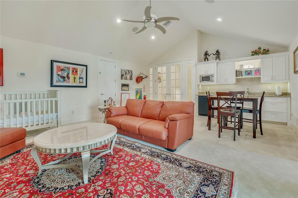 For Sale: $4,700,000 (6 beds, 6 baths, 6790 Square Feet)