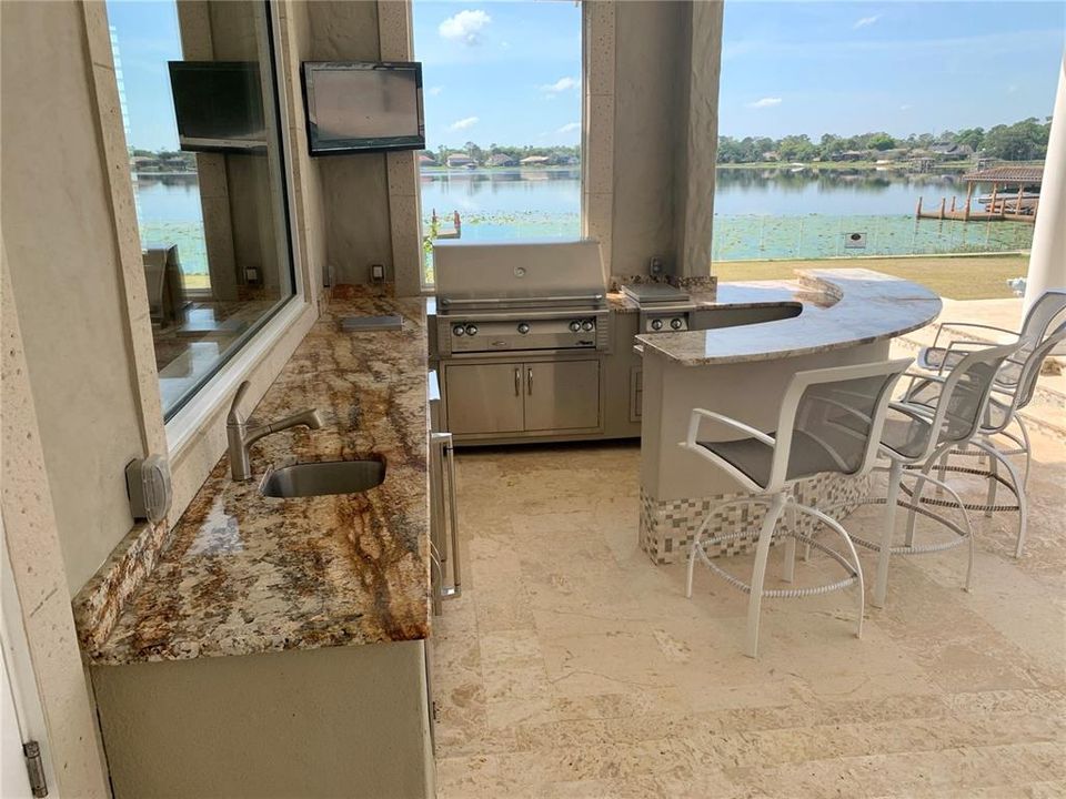 For Sale: $4,700,000 (6 beds, 6 baths, 6790 Square Feet)