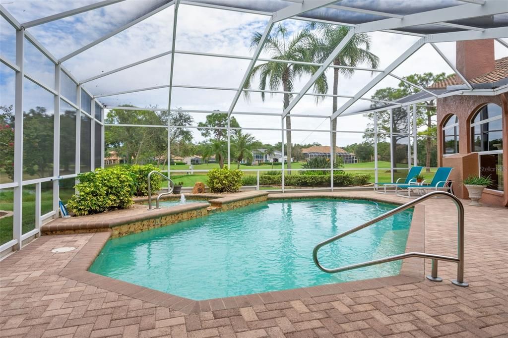 Под контрактом: $1,135,000 (4 спален, 3 ванн, 3502 Квадратных фут)