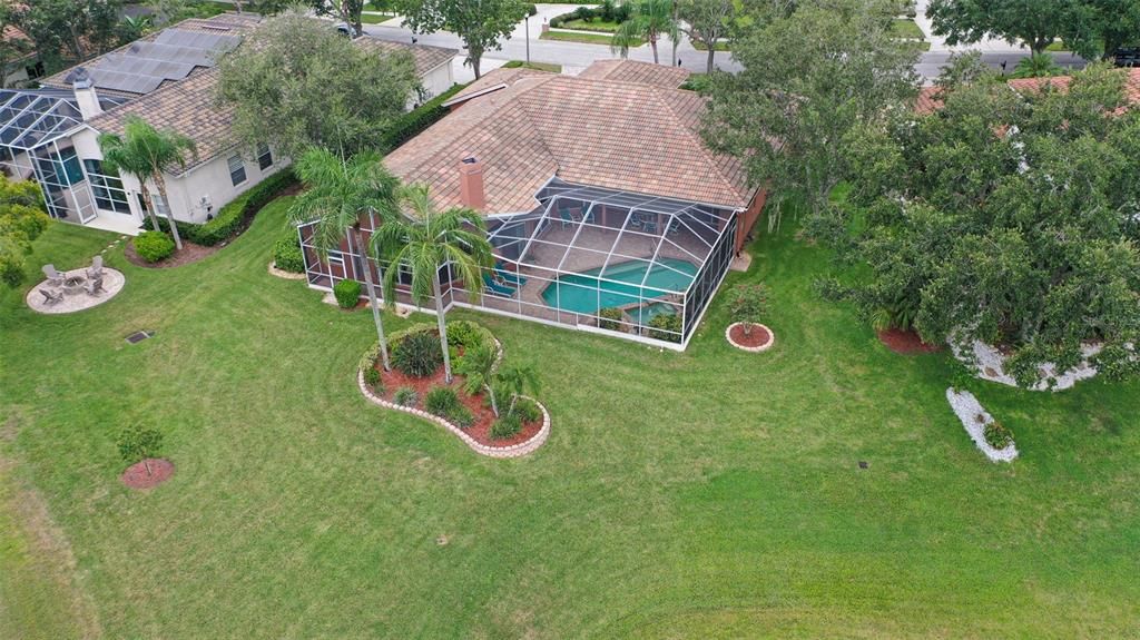 Под контрактом: $1,135,000 (4 спален, 3 ванн, 3502 Квадратных фут)