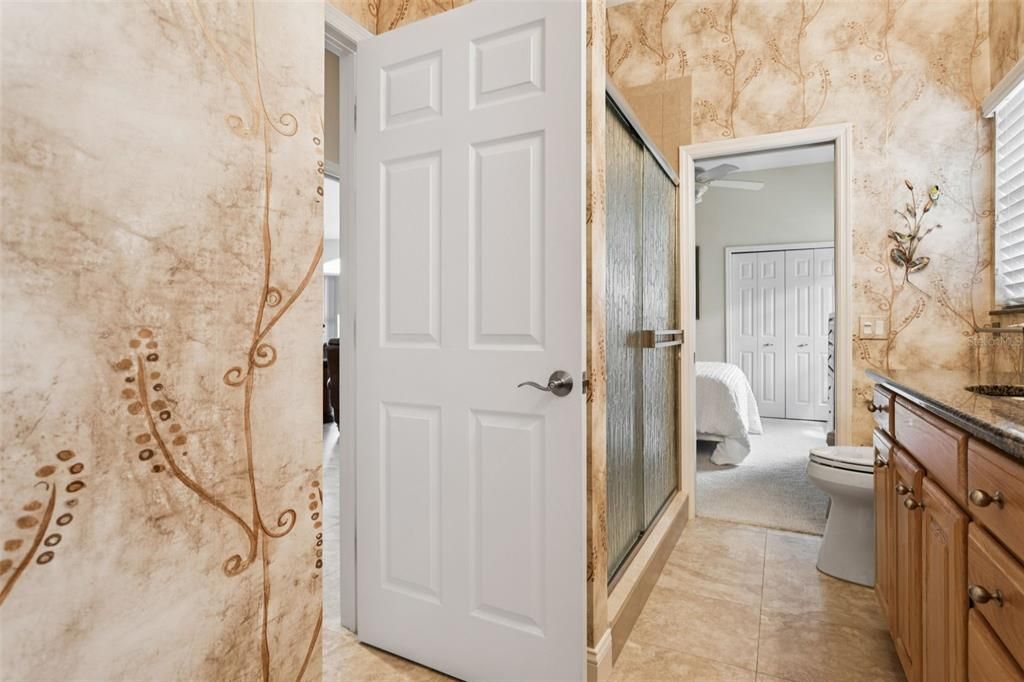 Под контрактом: $1,135,000 (4 спален, 3 ванн, 3502 Квадратных фут)