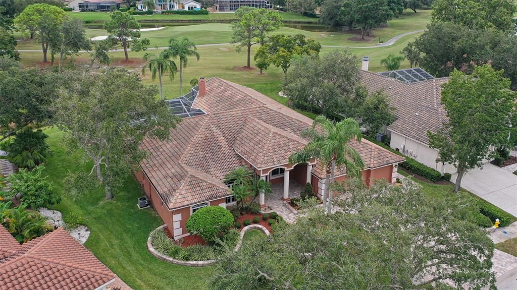 Под контрактом: $1,135,000 (4 спален, 3 ванн, 3502 Квадратных фут)