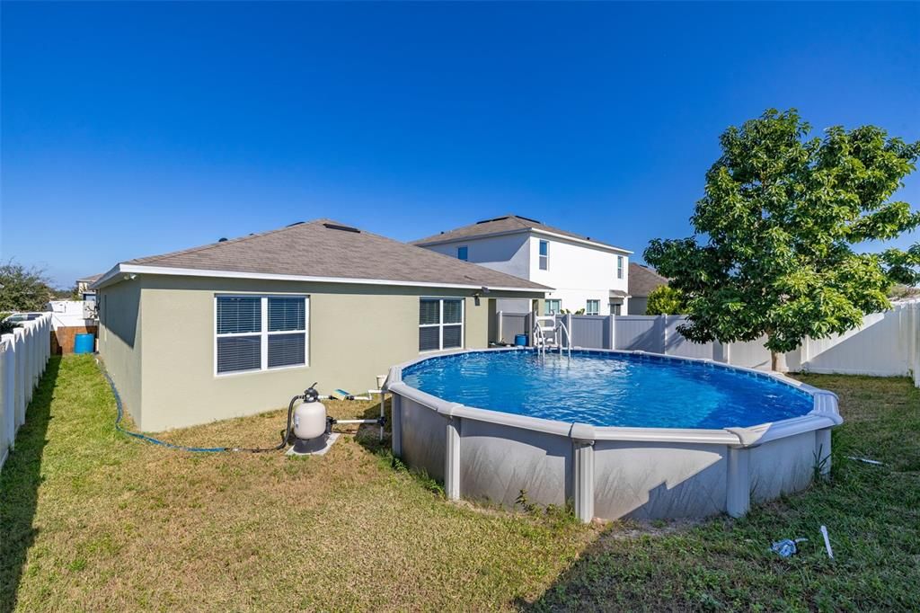 For Sale: $376,000 (4 beds, 2 baths, 1846 Square Feet)