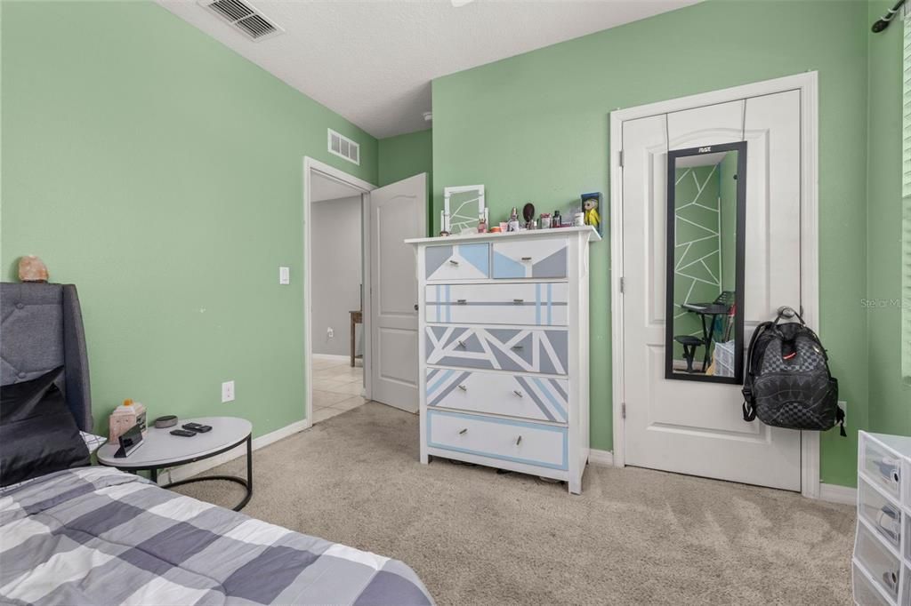 For Sale: $376,000 (4 beds, 2 baths, 1846 Square Feet)