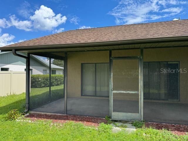 合同活跃: $325,000 (3 贝兹, 2 浴室, 1574 平方英尺)