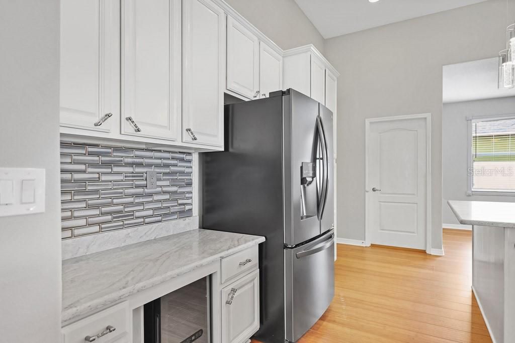 For Rent: $2,595 (4 beds, 3 baths, 2174 Square Feet)