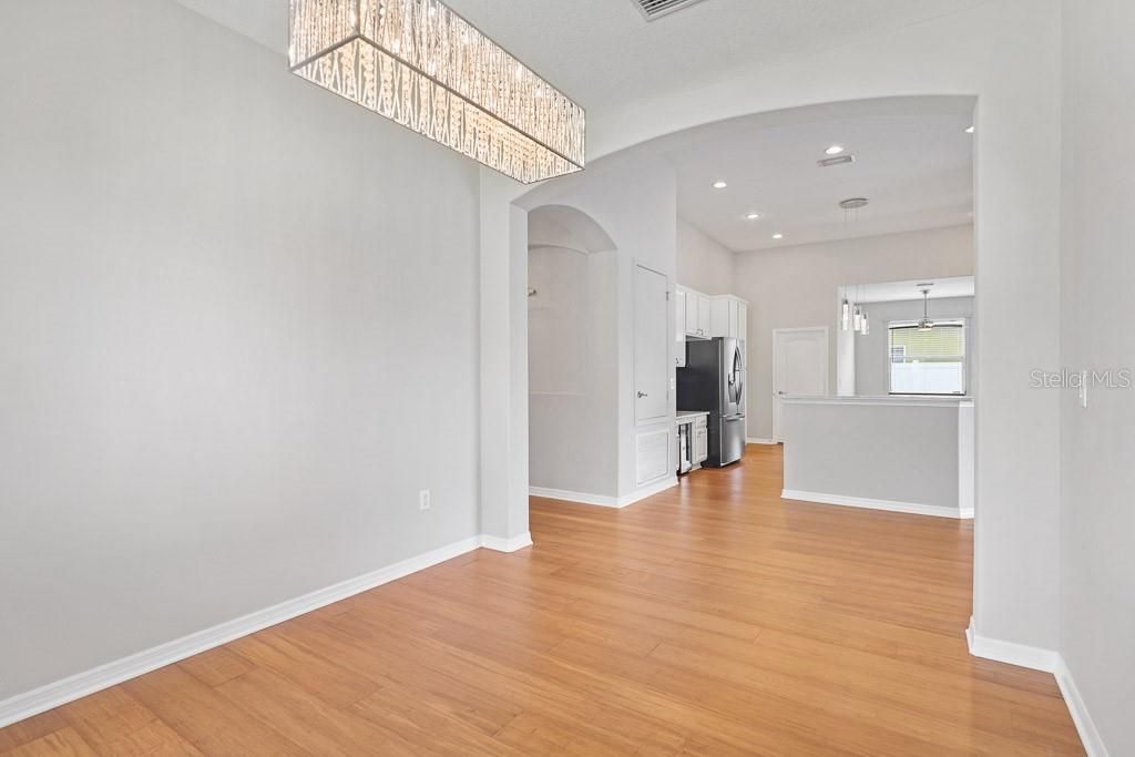 For Rent: $2,595 (4 beds, 3 baths, 2174 Square Feet)