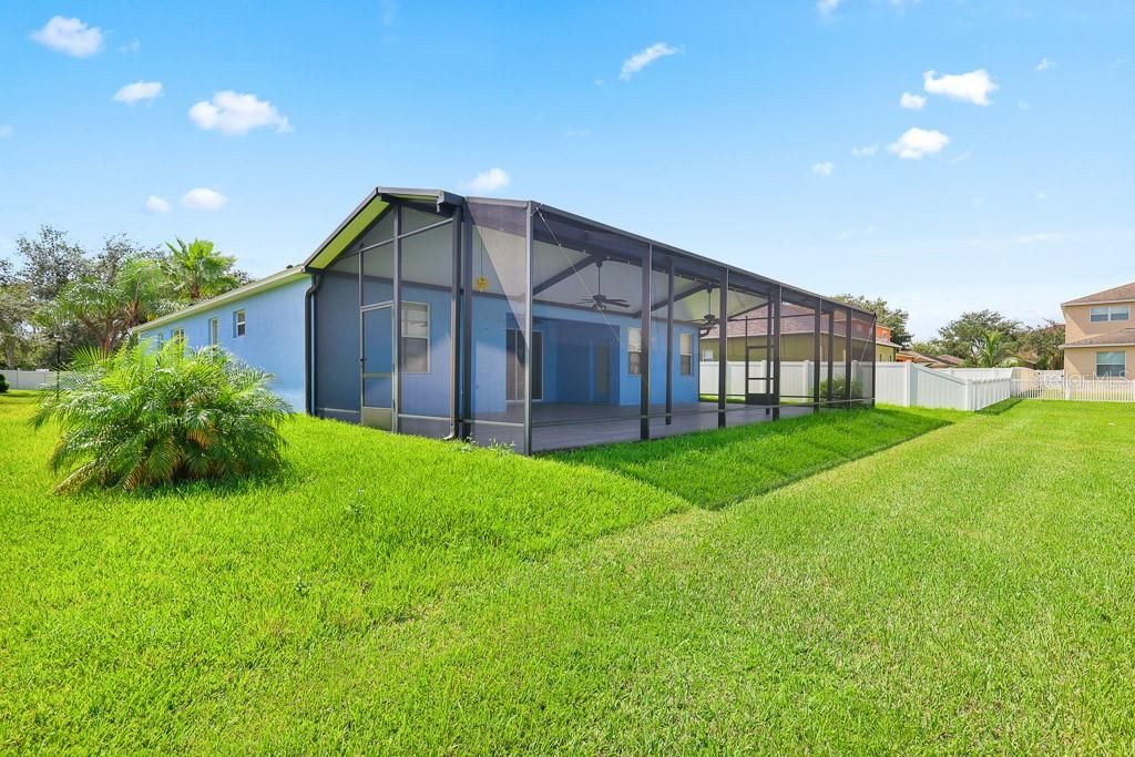 For Rent: $2,595 (4 beds, 3 baths, 2174 Square Feet)