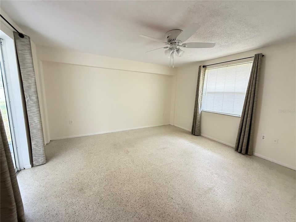 For Rent: $2,500 (2 beds, 2 baths, 1069 Square Feet)