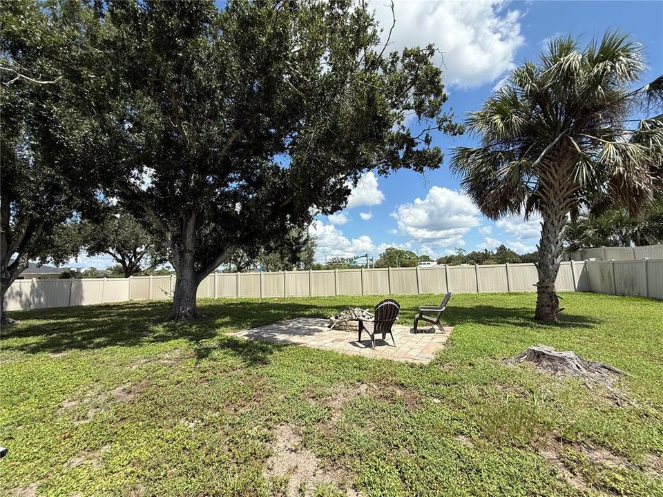 For Rent: $2,500 (2 beds, 2 baths, 1069 Square Feet)