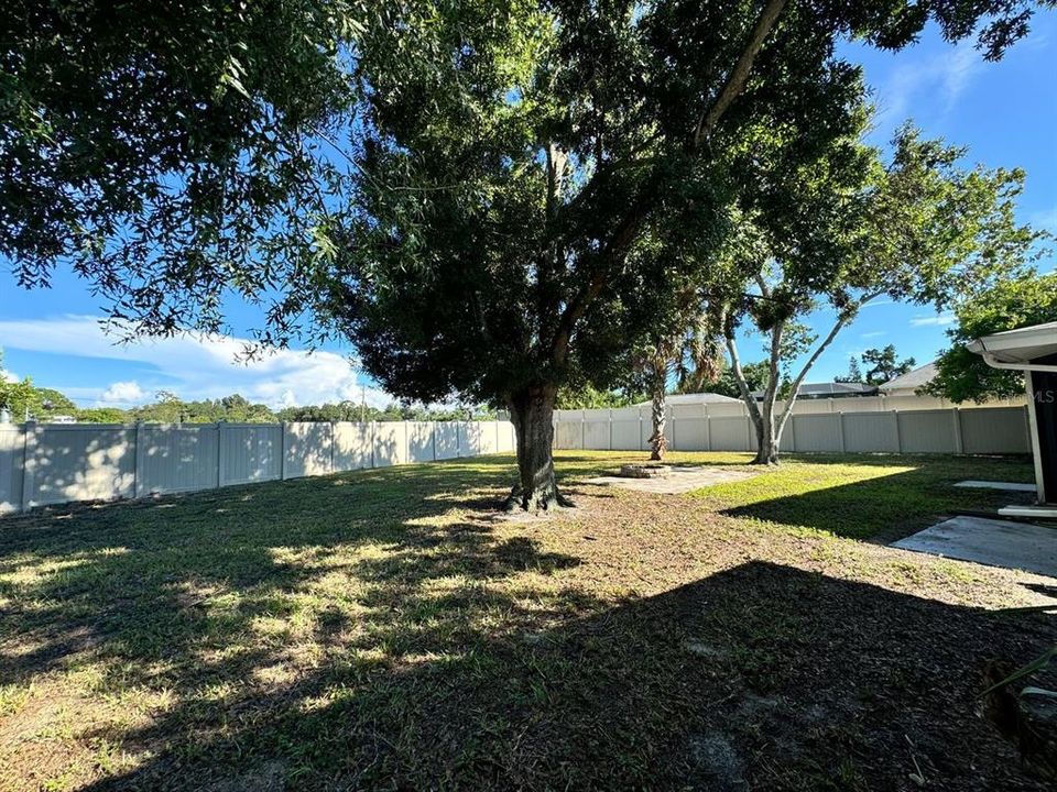 For Rent: $2,500 (2 beds, 2 baths, 1069 Square Feet)