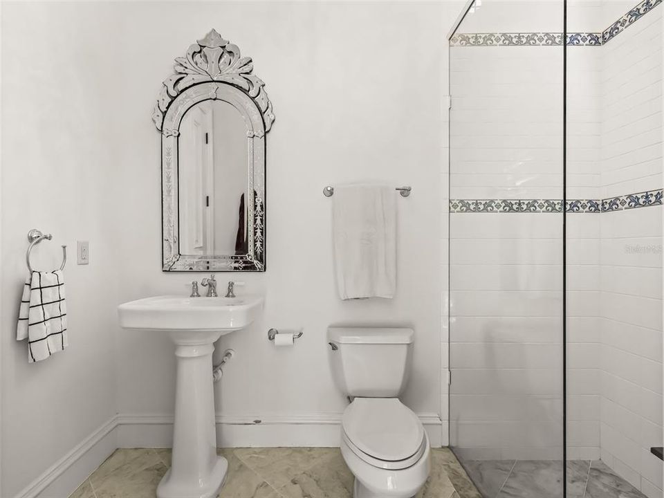 En Venta: $3,500,000 (4 camas, 4 baños, 4657 Pies cuadrados)