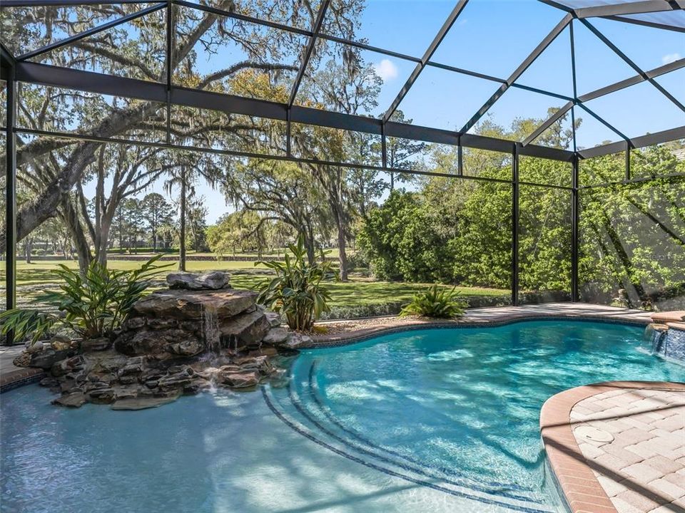 En Venta: $3,500,000 (4 camas, 4 baños, 4657 Pies cuadrados)