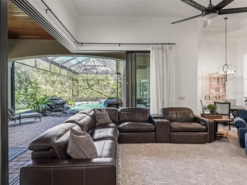 En Venta: $3,500,000 (4 camas, 4 baños, 4657 Pies cuadrados)