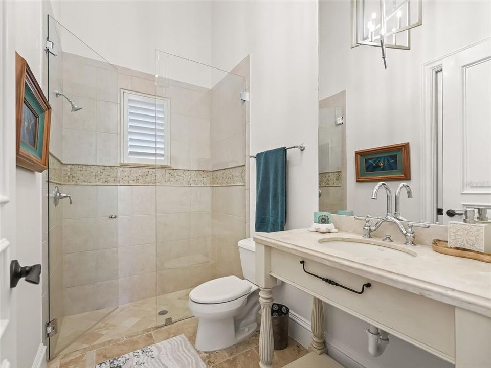 En Venta: $3,500,000 (4 camas, 4 baños, 4657 Pies cuadrados)