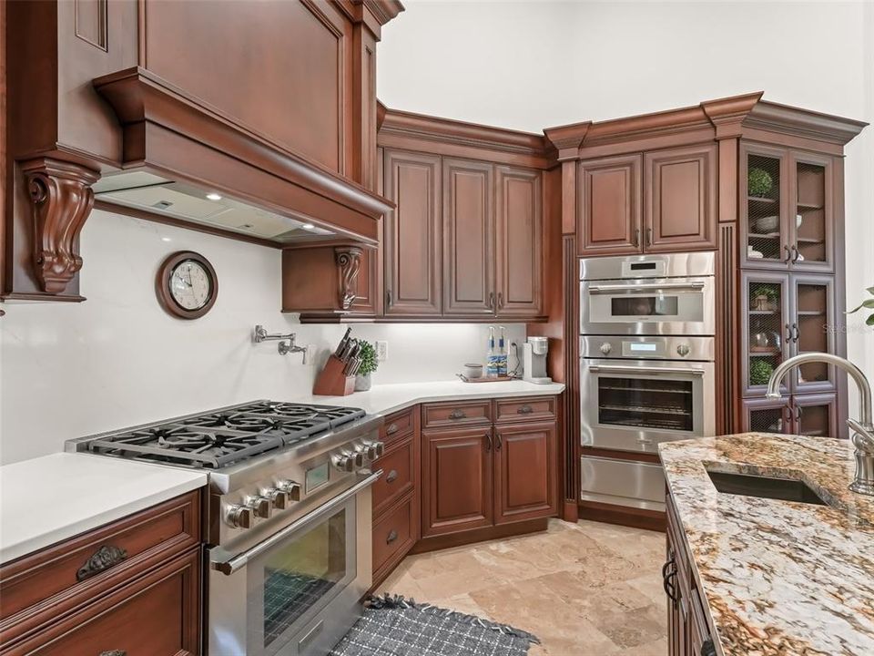 En Venta: $3,500,000 (4 camas, 4 baños, 4657 Pies cuadrados)