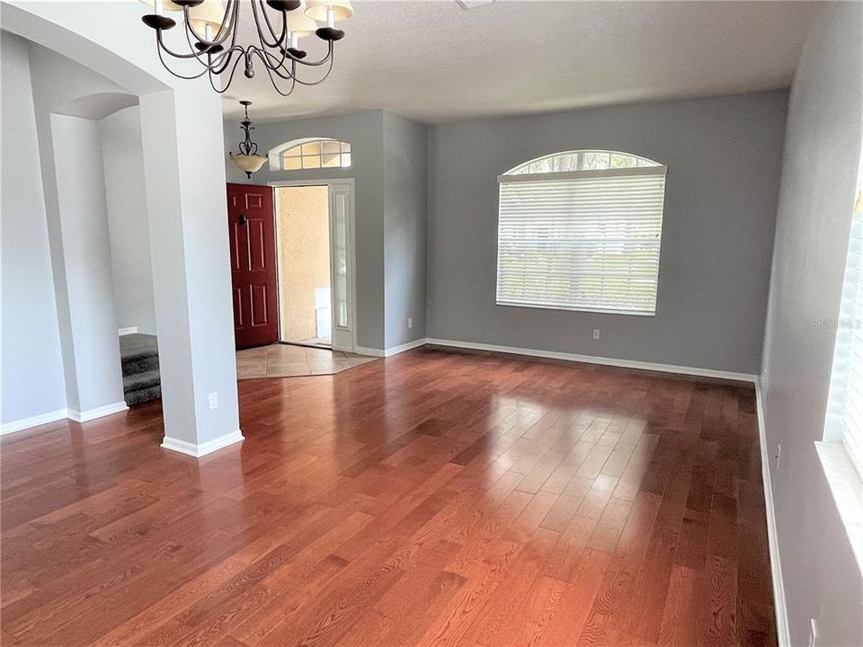 В аренду: $2,850 (4 спален, 3 ванн, 2712 Квадратных фут)