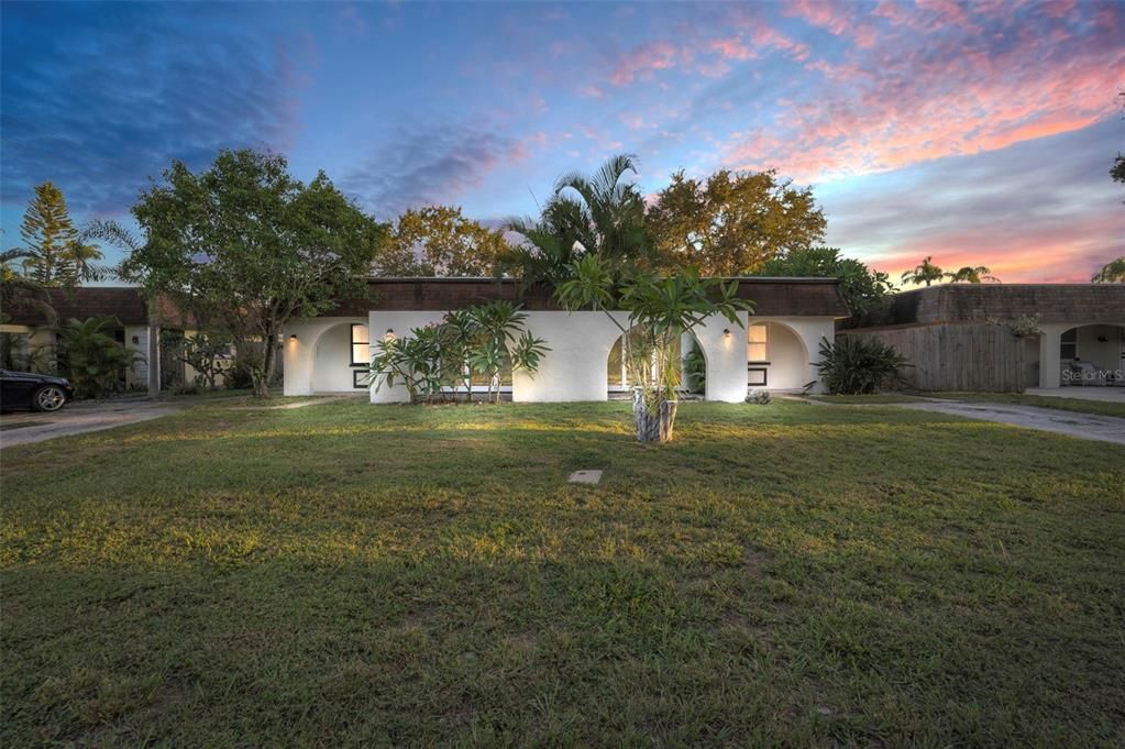 Vendido Recientemente: $475,000 (4 camas, 0 baños, 2053 Pies cuadrados)