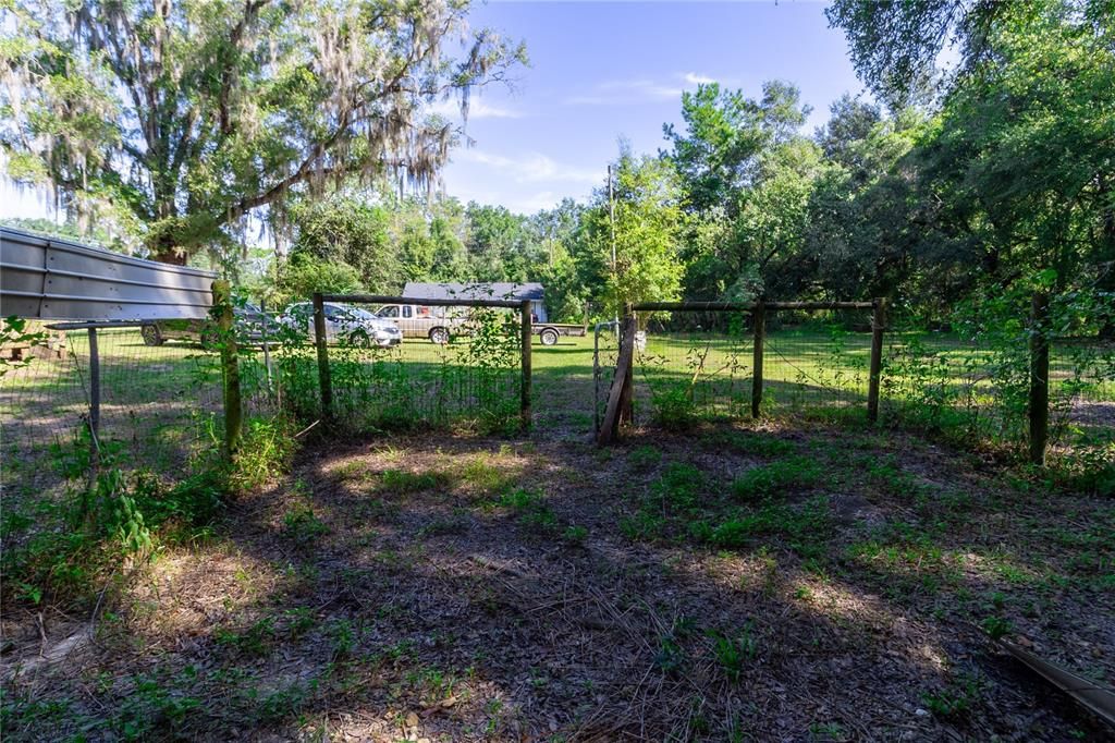 待售: $299,900 (2 贝兹, 2 浴室, 644 平方英尺)