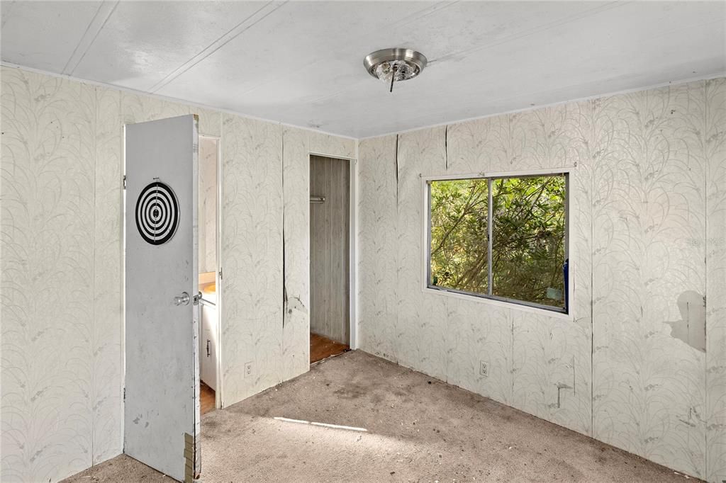 待售: $299,900 (2 贝兹, 2 浴室, 644 平方英尺)