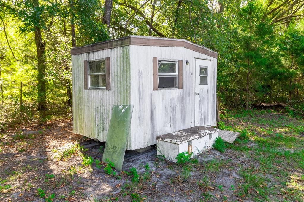 待售: $299,900 (2 贝兹, 2 浴室, 644 平方英尺)