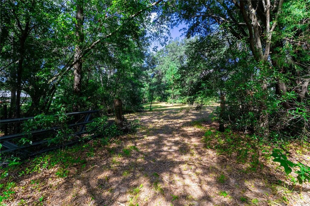 待售: $299,900 (2 贝兹, 2 浴室, 644 平方英尺)