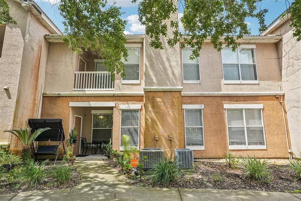 For Sale: $170,000 (2 beds, 2 baths, 983 Square Feet)