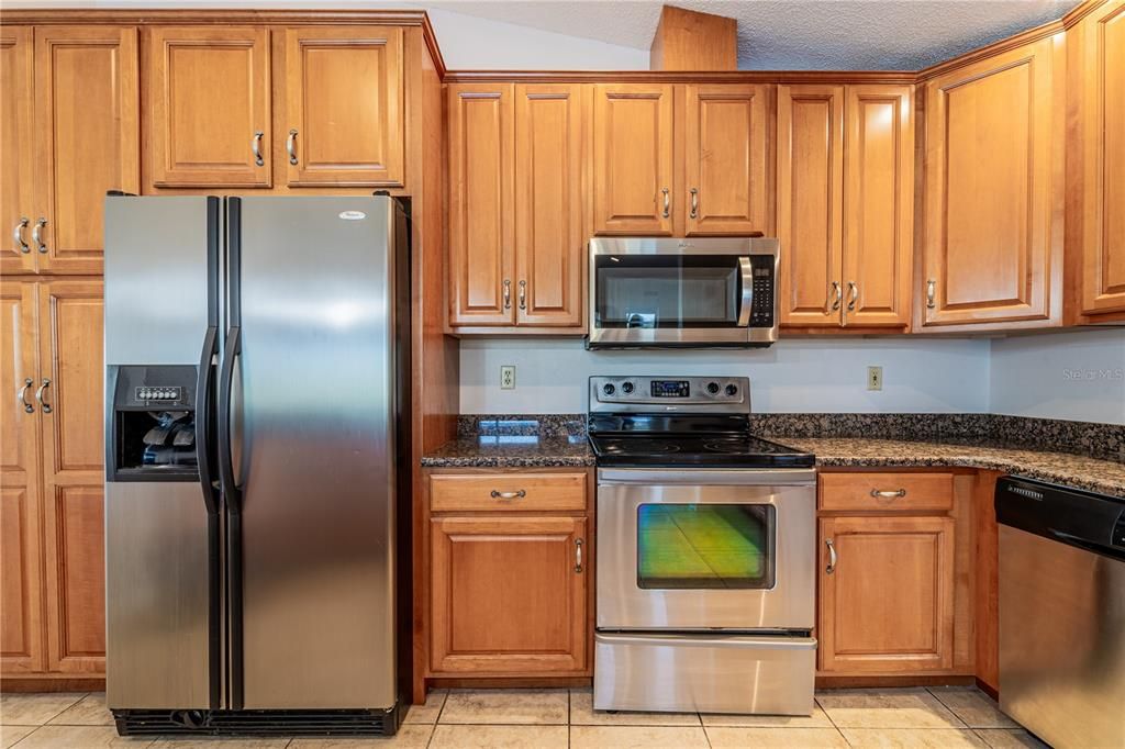 For Sale: $564,900 (4 beds, 3 baths, 2341 Square Feet)