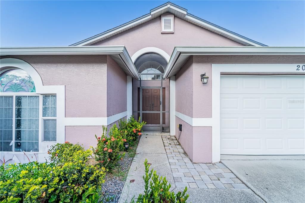 For Sale: $564,900 (4 beds, 3 baths, 2341 Square Feet)