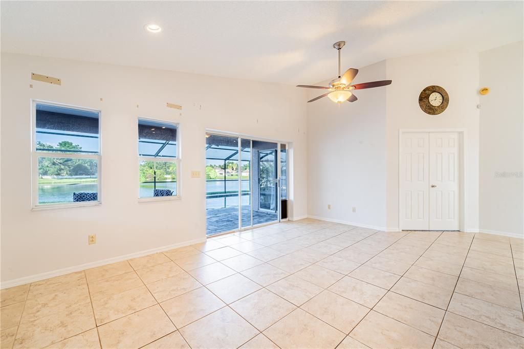 For Sale: $564,900 (4 beds, 3 baths, 2341 Square Feet)