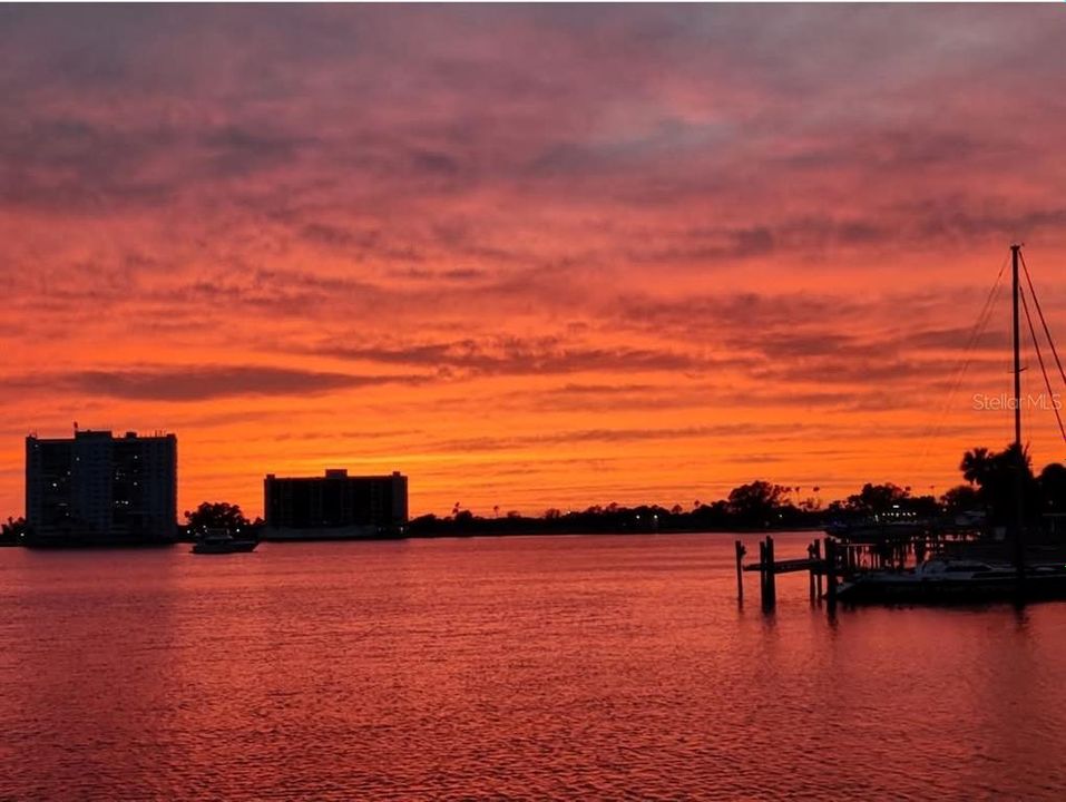 Recently Sold: $1,350,000 (3 beds, 3 baths, 2768 Square Feet)