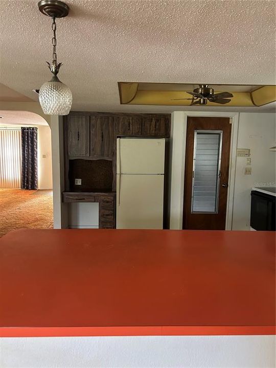 For Sale: $147,500 (2 beds, 2 baths, 1318 Square Feet)