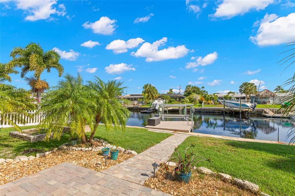 Active With Contract: $675,000 (3 beds, 3 baths, 1742 Square Feet)