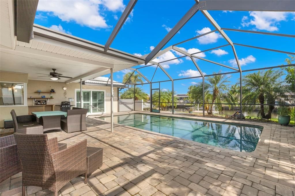 Active With Contract: $675,000 (3 beds, 3 baths, 1742 Square Feet)