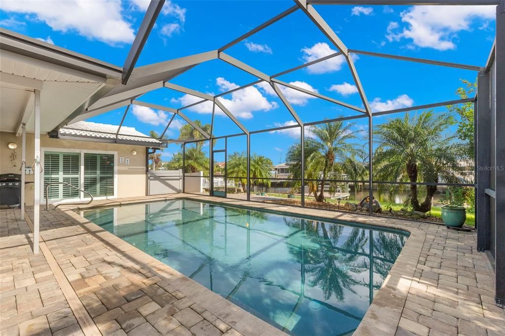Active With Contract: $675,000 (3 beds, 3 baths, 1742 Square Feet)