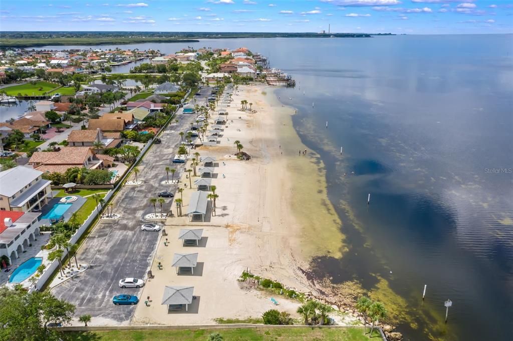Active With Contract: $675,000 (3 beds, 3 baths, 1742 Square Feet)