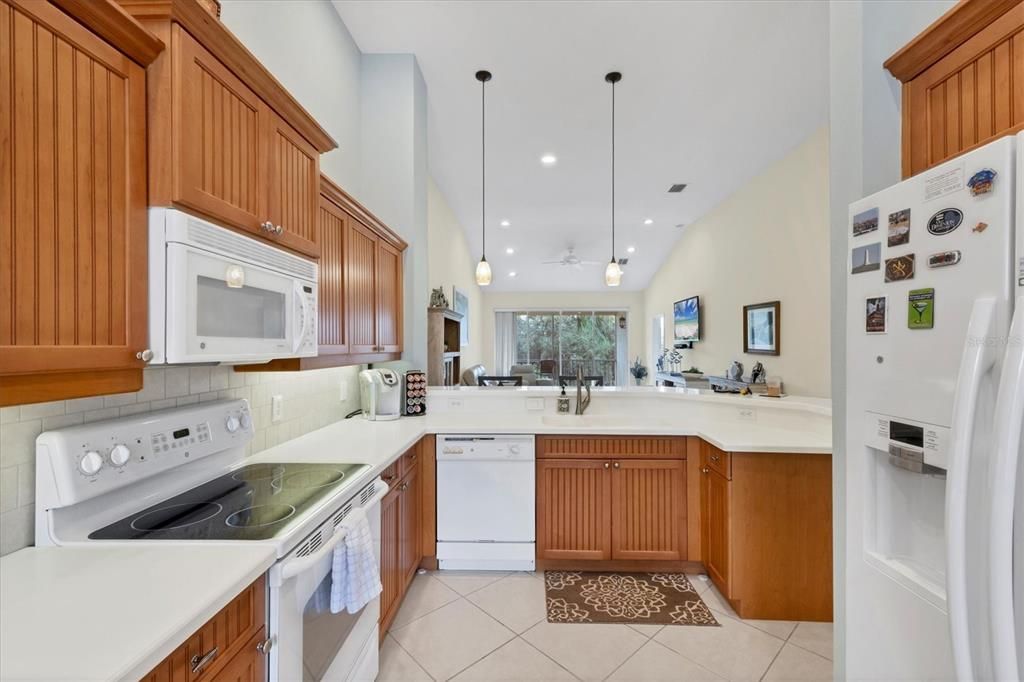 Active With Contract: $274,800 (2 beds, 2 baths, 1496 Square Feet)