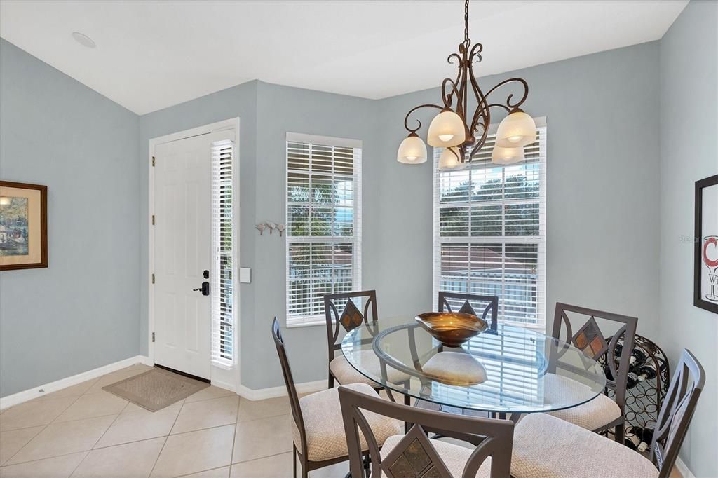 Active With Contract: $274,800 (2 beds, 2 baths, 1496 Square Feet)