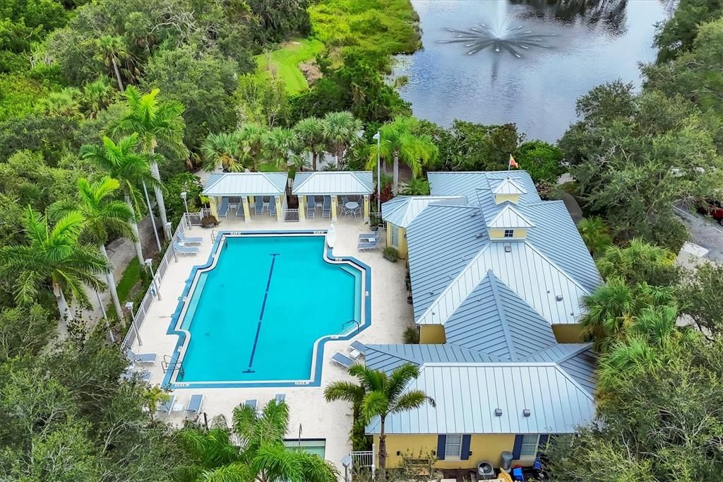 Active With Contract: $274,800 (2 beds, 2 baths, 1496 Square Feet)