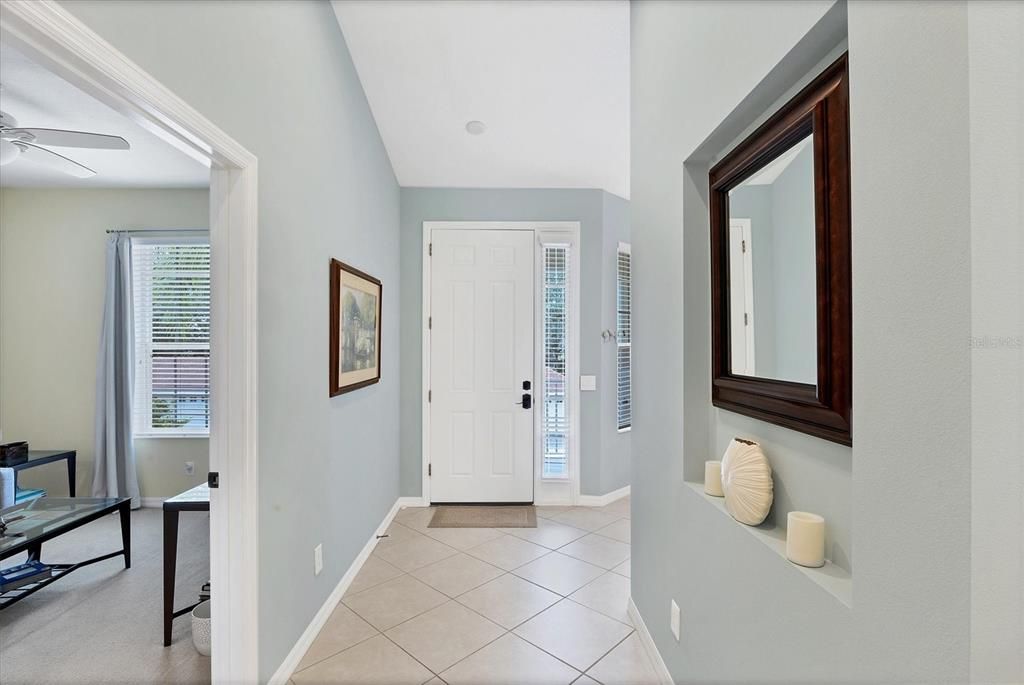 Active With Contract: $274,800 (2 beds, 2 baths, 1496 Square Feet)