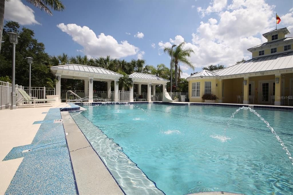 Active With Contract: $274,800 (2 beds, 2 baths, 1496 Square Feet)