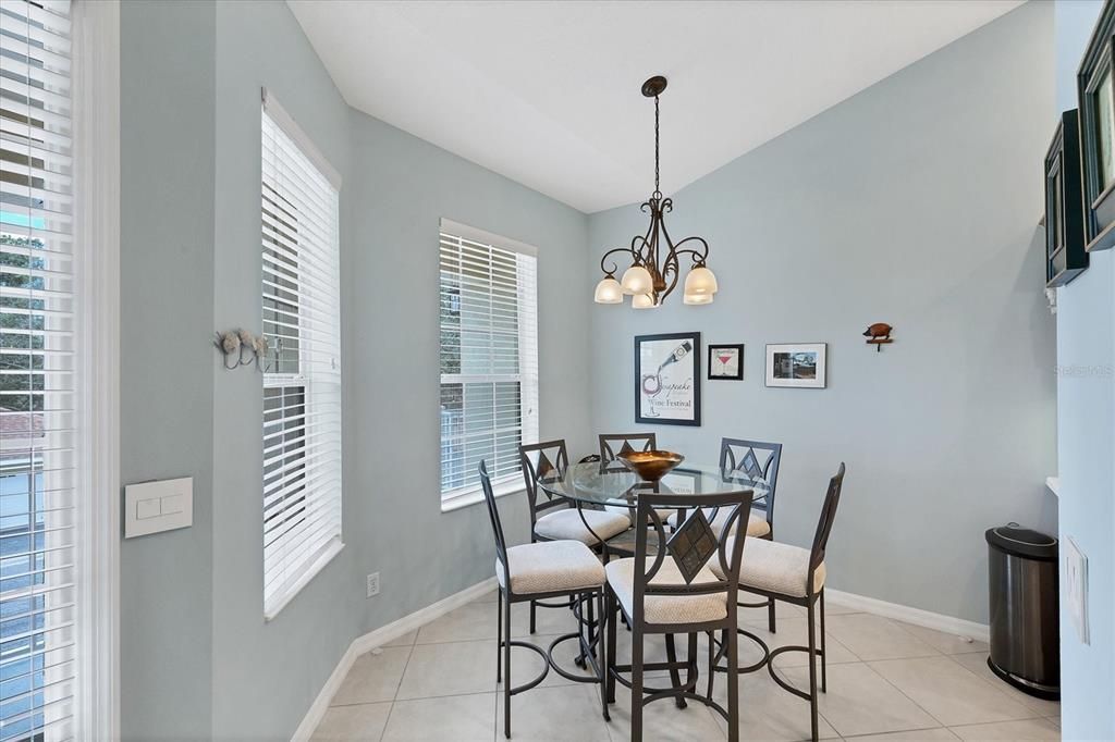 Active With Contract: $274,800 (2 beds, 2 baths, 1496 Square Feet)