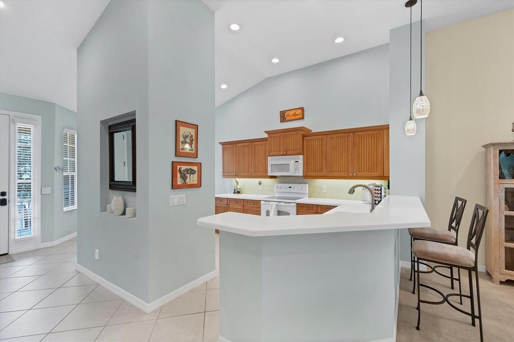 Active With Contract: $274,800 (2 beds, 2 baths, 1496 Square Feet)